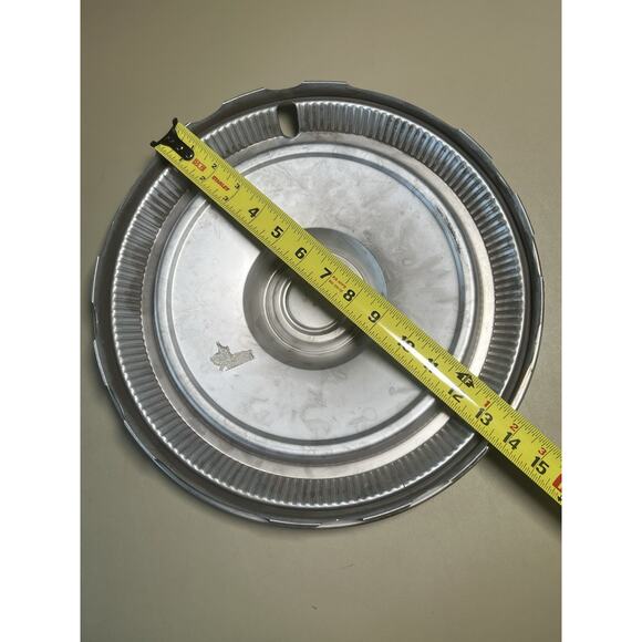 1970’s Era Plymouth Hubcap Wheel Cover For A 14” Wheel - Picture 5 of 5